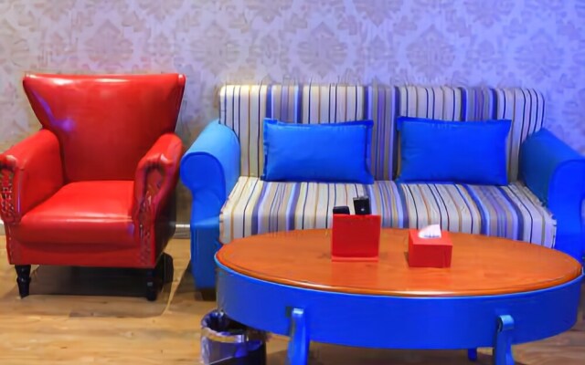 Flying Bird Holiday Hotel