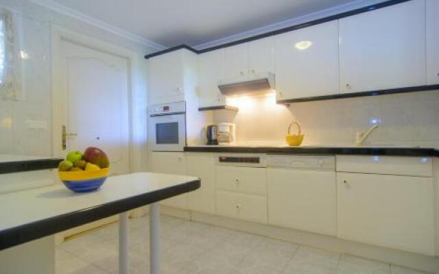 First line townhouse Venalmar