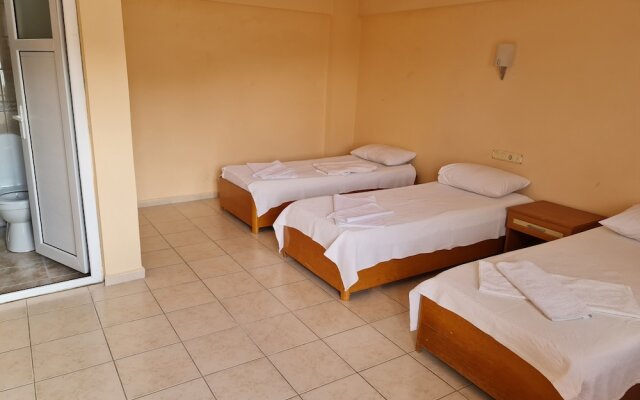 Caner Mountain Hotel