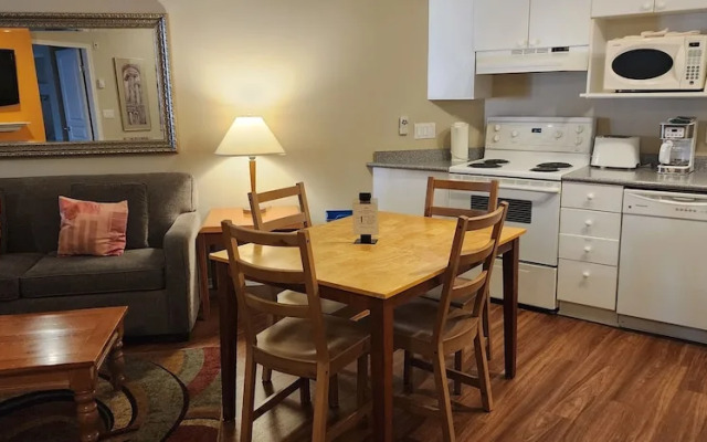 Times Square Suites Hotel