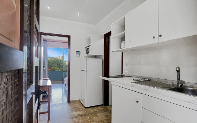 Andromaches Holiday Apartments
