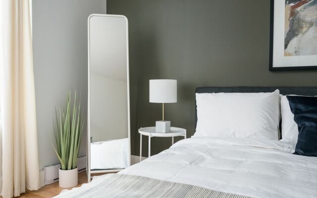 Charming 2BR in Griffintown