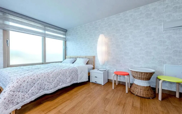 Jeju Woljeongri Pungcha Pension