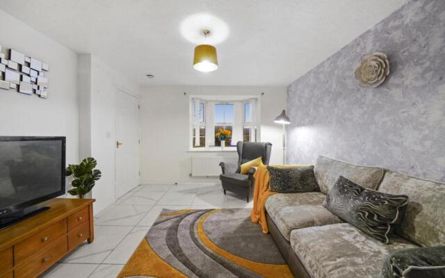 Tayberry Close Contractors & Leisure Apartment by Leecroft Stays