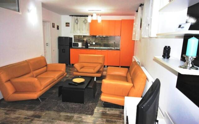 Maria*s Apartment!