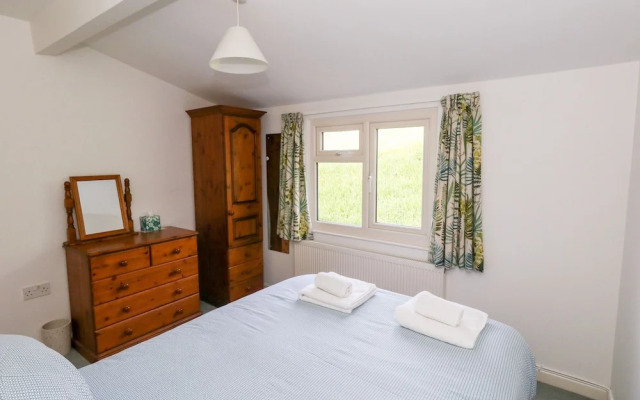 Siesta Chalet, BRIDPORT