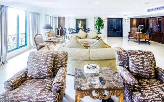 Yingtan Longhu Mount Yingbin Hotel