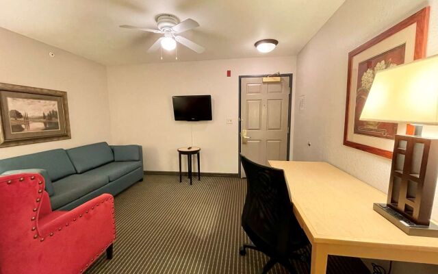 Holiday Inn Express & Suites Zion by IHG