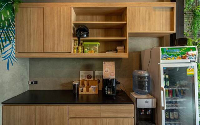 Patong Poshtel - Adults Only - Hostel
