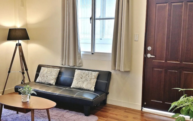 Mutter Apartment