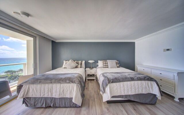 Marco's Beach Place