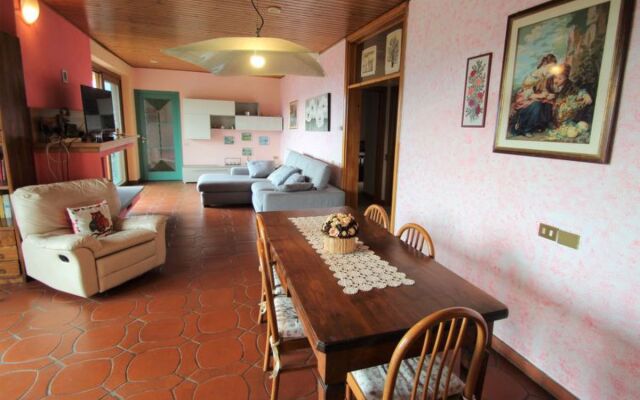 Apartment Angela Luino