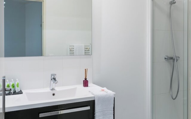 Ténéo Apparthotel Talence - Arthéna