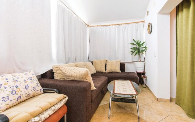Stunning Apartment in Vir With 2 Bedrooms and Wifi