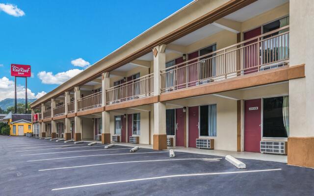 Red Roof Inn Caryville