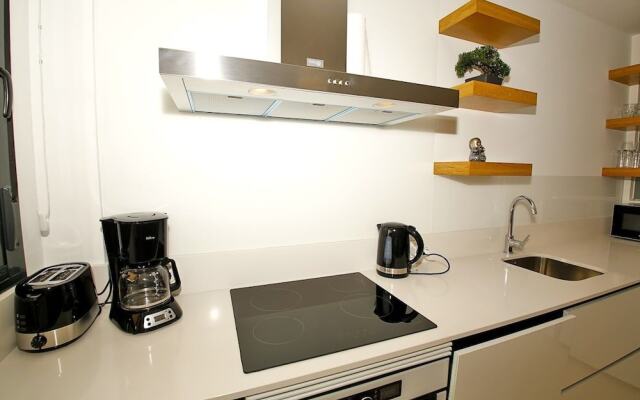 Pepper Street Apartment