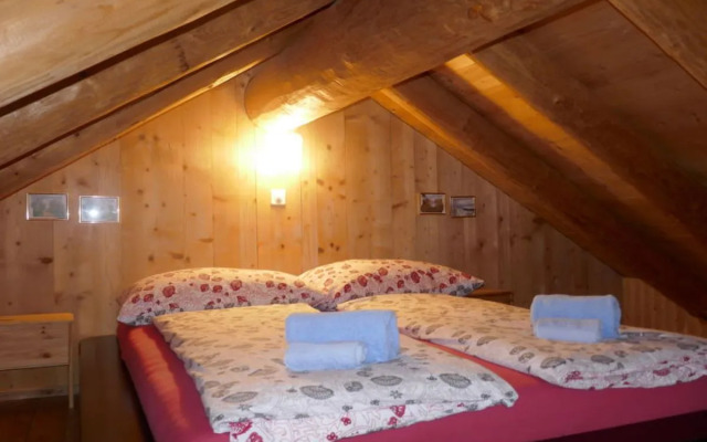 Rustico Ingrid (MVA338)