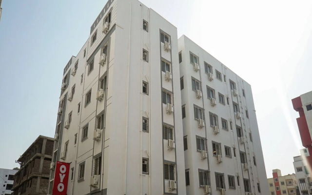 OYO Flagship 23990 Manjari