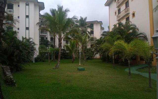 Apartamento Condomínio Wembley Tênis - Toninhas - Ubatuba - SP