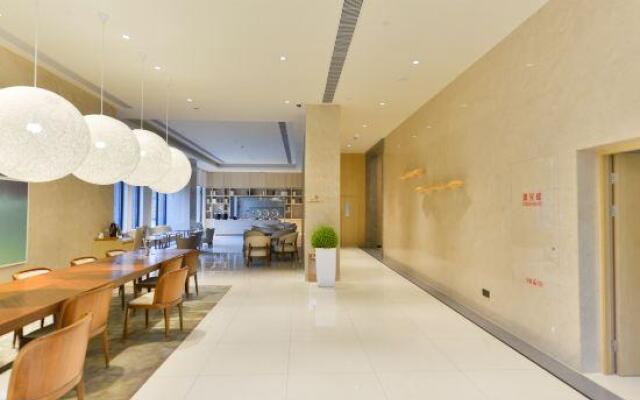 Ji Hotel (Shanghai Wujiaochang Shiguang Road)