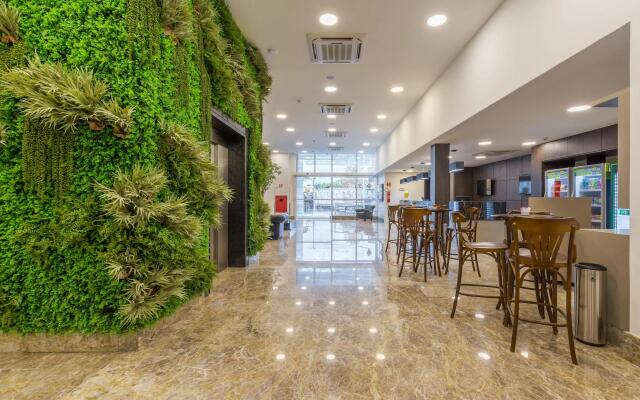 Bristol Guararapes Hotel