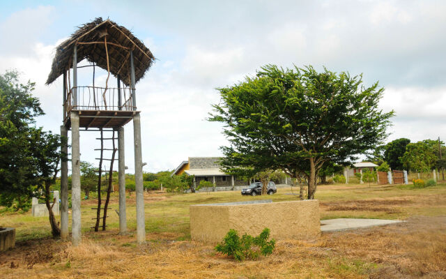 Kirinda Lodge by Ceilao Villas