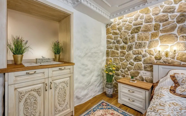 Royal Garden Suite