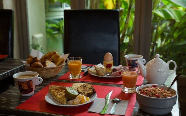 The Originals Access, Hostellerie des Pins