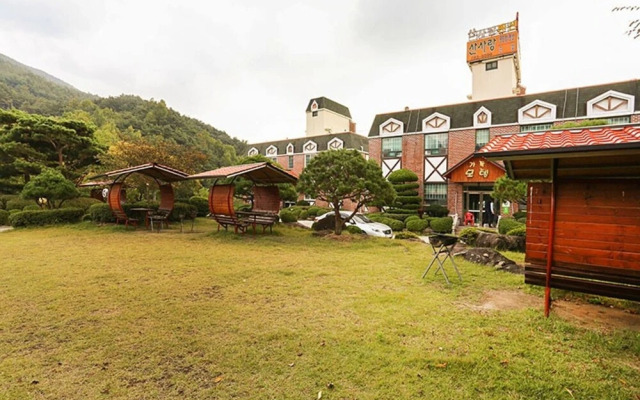 Jirisan Love Mountain Pension
