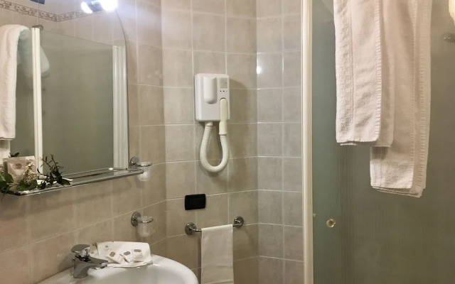 Kristall Hotel