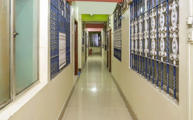 New Adyar Guest House by OYO