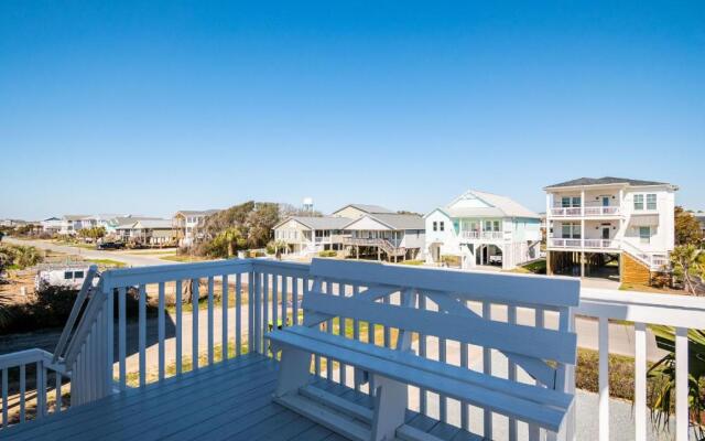 Sea Glass by Oak Island Accommodations