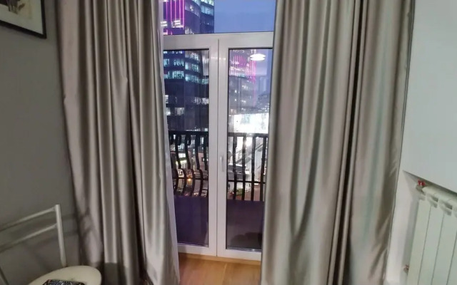 Lux. Two bedrooms. 17 Baseina St. Centre of Kiev