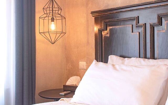 Carlotta hotel Boutique