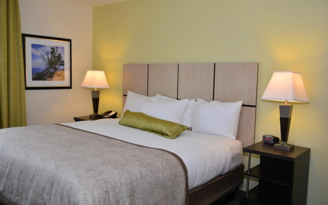 Candlewood Suites College Station At University by IHG