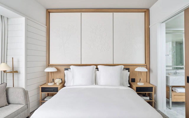 Отель Four Seasons New Orleans