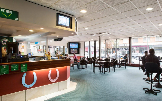 Greenacre Hotel