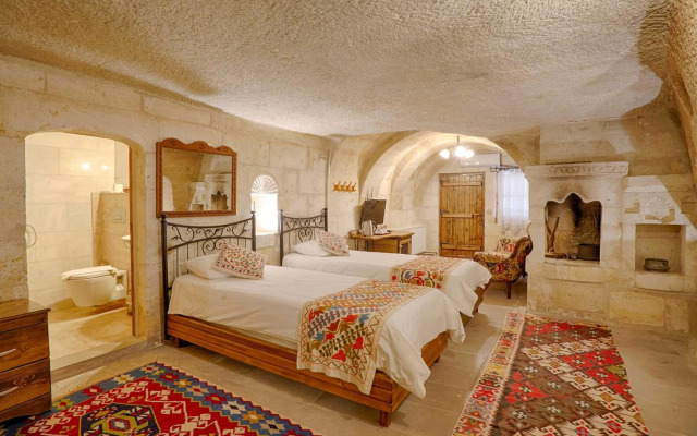 Tulip Cave Suites