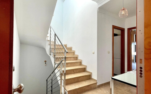 Belvilla by OYO Villa Torrea3n