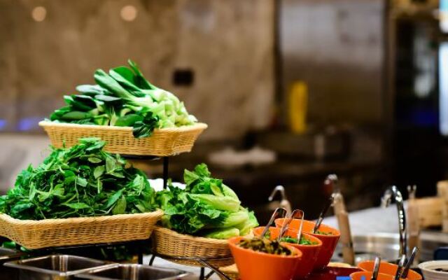 Junyue International Hotel