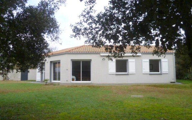 House With 3 Bedrooms in Saint-jean-de-monts, With Enclosed Garden - 1