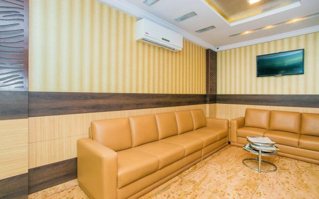 OYO 5641 Hotel Corporate Park Inn