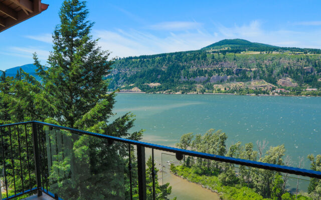 Columbia Cliff Villas Hotel