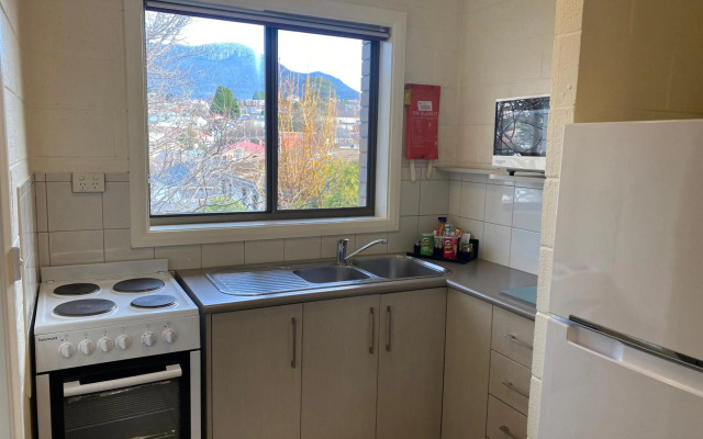 Grosvenor Court Apartments Hobart