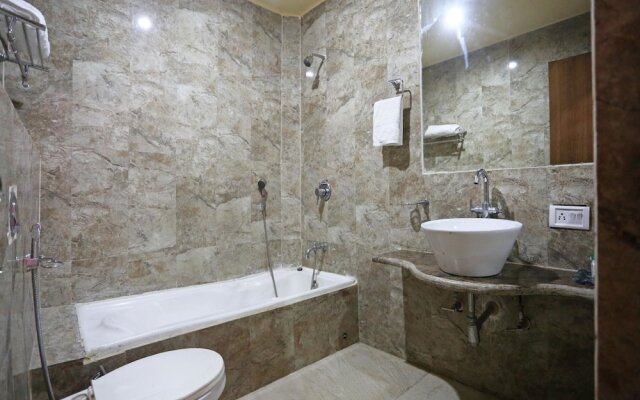 OYO 6409 Hotel Silver Star