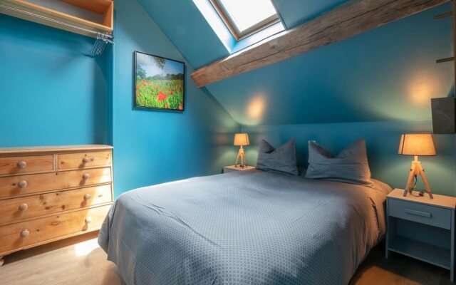 La Maison De La Petite Charriere