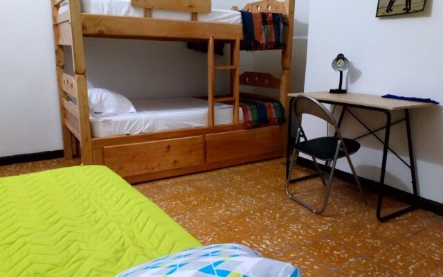 Tikay Cafe Hostel
