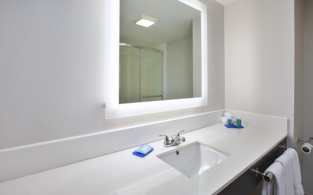 Holiday Inn Express Tiffin by IHG