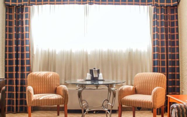 Econo Lodge Broken Arrow - Tulsa