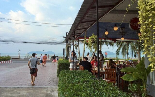 Sunset Seaside Beachfront